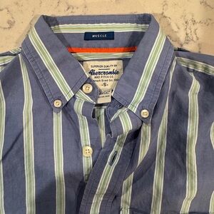 VINTAGE Abercrombie Men's Blue & Green Striped Button-Down Shirt - S